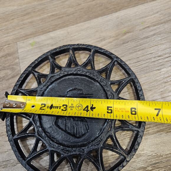 Vintage Cast Iron Trivet Civil War Military Silhouette 6-1/4" USA RARE Vtg - Picture 7 of 8